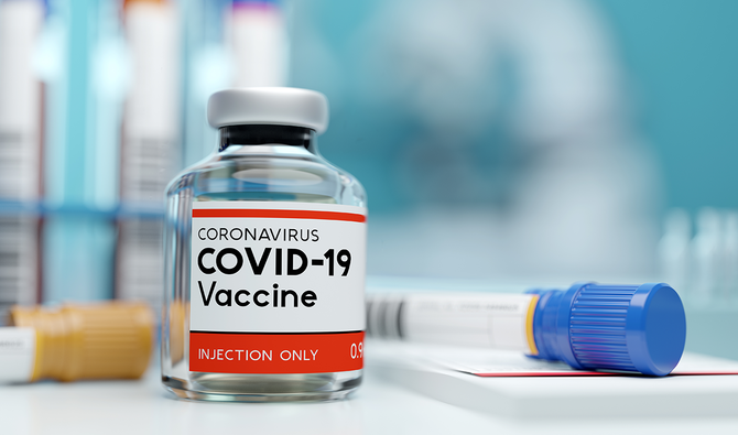 英國疫苗專家警告 首批COVID-19疫苗可能沒用